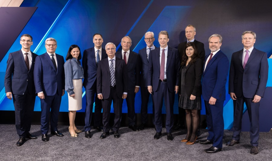 Deutsche Bank's Management Board and both Chairmen of the Supervisory Board