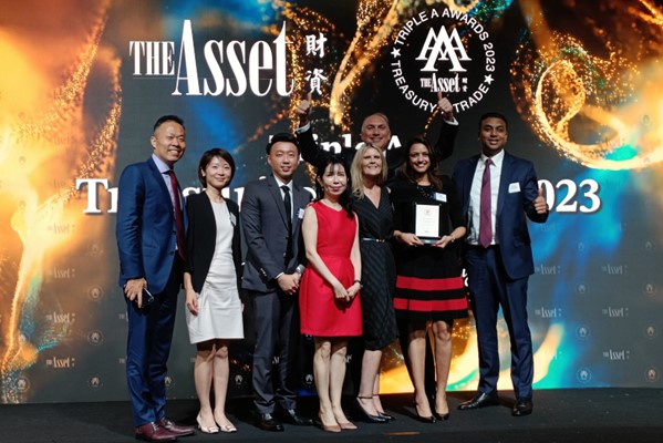 Deutsche Bank APAC Corporate Bank team at The Asset awards