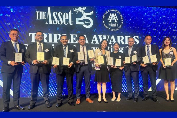 The APAC  Deutsche Bank Corporate Bank team at The Asset Awards