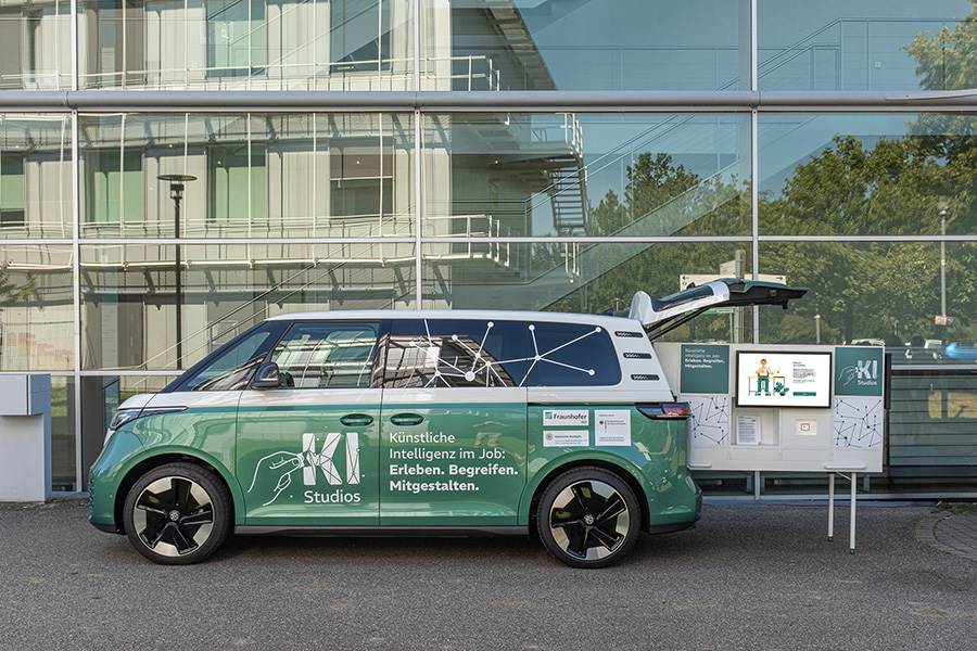 Fraunhofer AI studio bus